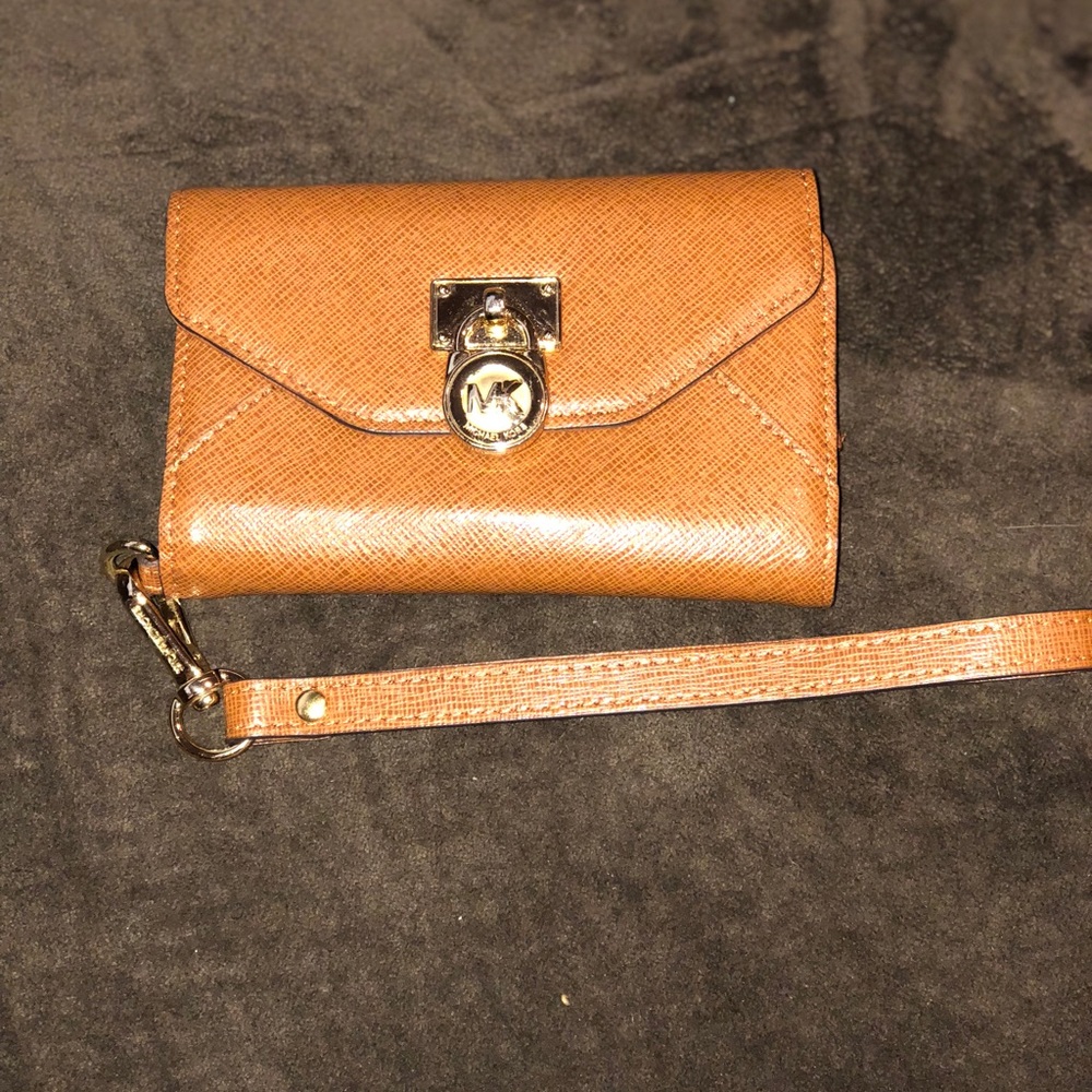 Michael Kors wristlet